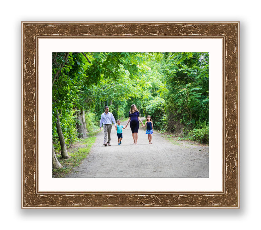 family photoshoot outdoors park nassau suffolk